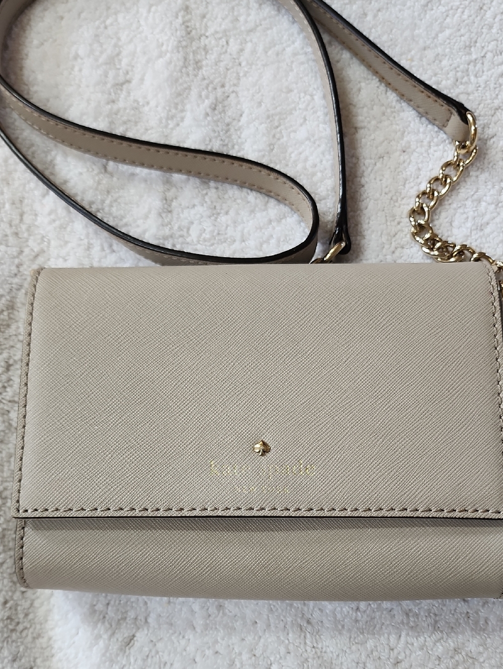 kate spade Women's Taupe Pebbled Crossbody Bag Preowned